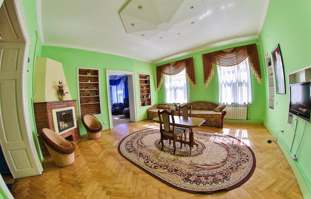 Apartments On Valova 25 Lviv Dış mekan fotoğraf